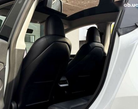 Тесла Model Y, объемом двигателя 0 л и пробегом 89 тыс. км за 30999 $, фото 15 на Automoto.ua