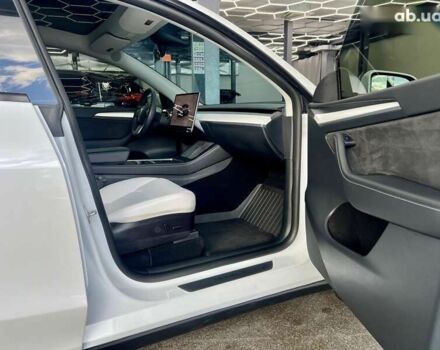 Тесла Model Y, объемом двигателя 0 л и пробегом 16 тыс. км за 27999 $, фото 9 на Automoto.ua