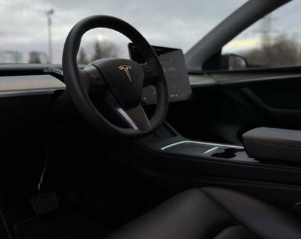 Тесла Model Y, объемом двигателя 0 л и пробегом 17 тыс. км за 27399 $, фото 10 на Automoto.ua