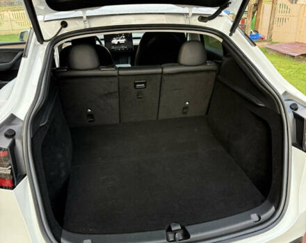 Тесла Model Y, объемом двигателя 0 л и пробегом 72 тыс. км за 26900 $, фото 8 на Automoto.ua