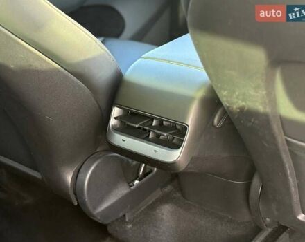 Тесла Model Y, объемом двигателя 0 л и пробегом 110 тыс. км за 24500 $, фото 25 на Automoto.ua