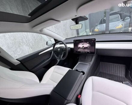 Тесла Model Y, объемом двигателя 0 л и пробегом 41 тыс. км за 26990 $, фото 12 на Automoto.ua