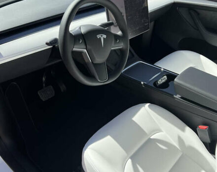 Тесла Model Y, объемом двигателя 0 л и пробегом 4 тыс. км за 38700 $, фото 21 на Automoto.ua