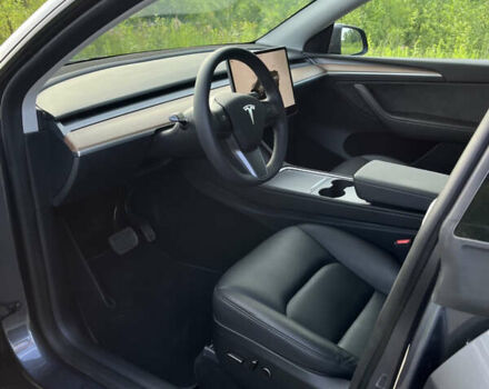 Тесла Model Y, объемом двигателя 0 л и пробегом 21 тыс. км за 28944 $, фото 12 на Automoto.ua
