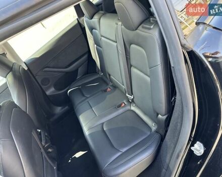 Тесла Model Y, объемом двигателя 0 л и пробегом 92 тыс. км за 26900 $, фото 22 на Automoto.ua