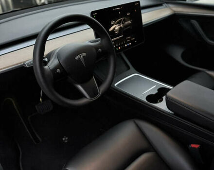 Тесла Model Y, объемом двигателя 0 л и пробегом 17 тыс. км за 27399 $, фото 9 на Automoto.ua