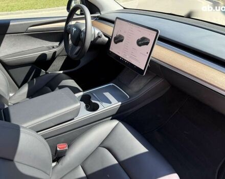 Тесла Model Y, объемом двигателя 0 л и пробегом 72 тыс. км за 26999 $, фото 9 на Automoto.ua