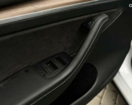 Тесла Model Y, объемом двигателя 0 л и пробегом 34 тыс. км за 29990 $, фото 13 на Automoto.ua