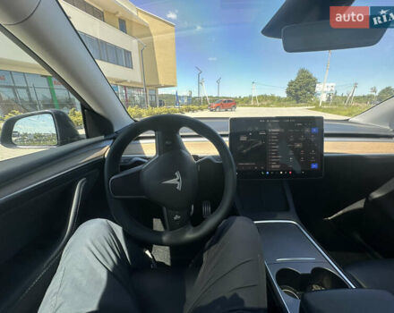 Тесла Model Y, объемом двигателя 0 л и пробегом 25 тыс. км за 29899 $, фото 31 на Automoto.ua