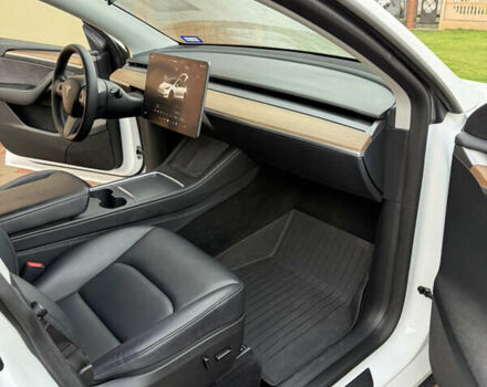Тесла Model Y, объемом двигателя 0 л и пробегом 72 тыс. км за 26900 $, фото 7 на Automoto.ua