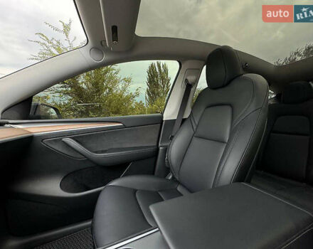 Тесла Model Y, объемом двигателя 0 л и пробегом 25 тыс. км за 28500 $, фото 10 на Automoto.ua