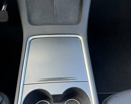 Тесла Model Y, объемом двигателя 0 л и пробегом 36 тыс. км за 29900 $, фото 11 на Automoto.ua