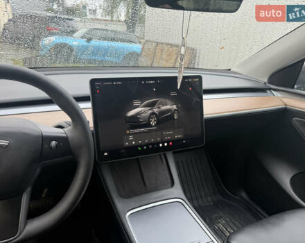 Тесла Model Y, объемом двигателя 0 л и пробегом 14 тыс. км за 28700 $, фото 6 на Automoto.ua