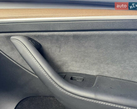 Тесла Model Y, объемом двигателя 0 л и пробегом 36 тыс. км за 29900 $, фото 13 на Automoto.ua