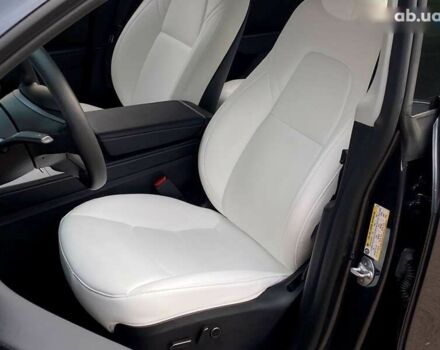 Тесла Model Y, объемом двигателя 0 л и пробегом 23 тыс. км за 31999 $, фото 12 на Automoto.ua