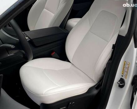 Тесла Model Y, объемом двигателя 0 л и пробегом 5 тыс. км за 36999 $, фото 12 на Automoto.ua