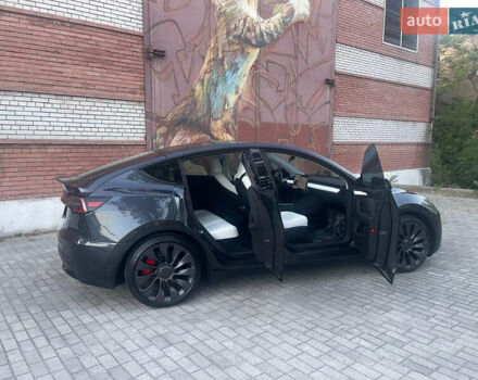 Тесла Model Y 2024 в Днепре (Днепропетровске) на Automoto.ua Тесла Model Y, объемом двигателя 0 л и пробегом 1 тыс. км за 32900 $, фото 2 на Automoto.ua