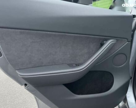 Тесла Model Y, объемом двигателя 0 л и пробегом 25 тыс. км за 36700 $, фото 29 на Automoto.ua