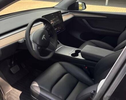 Тесла Model Y, объемом двигателя 0 л и пробегом 17 тыс. км за 27500 $, фото 3 на Automoto.ua