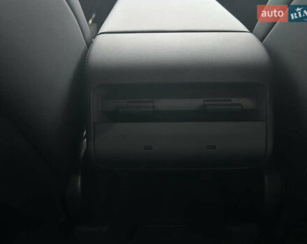 Тесла Model Y, объемом двигателя 0 л и пробегом 1 тыс. км за 48900 $, фото 26 на Automoto.ua