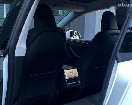 Тесла Model Y, объемом двигателя 0 л и пробегом 1 тыс. км за 58686 $, фото 14 на Automoto.ua