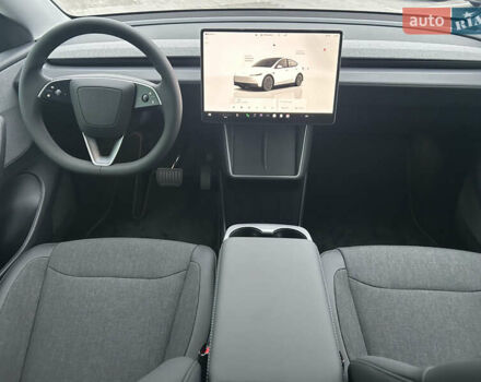 Тесла Model Y, объемом двигателя 0 л и пробегом 1 тыс. км за 48900 $, фото 28 на Automoto.ua