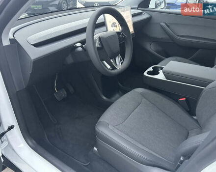 Тесла Model Y, объемом двигателя 0 л и пробегом 1 тыс. км за 48900 $, фото 7 на Automoto.ua