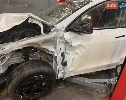 Тесла Model Y, объемом двигателя 0 л и пробегом 5 тыс. км за 20800 $, фото 4 на Automoto.ua