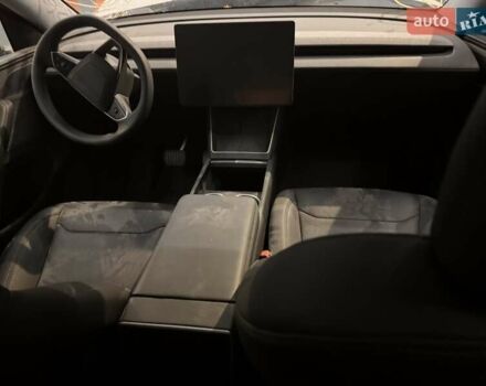 Тесла Model Y, объемом двигателя 0 л и пробегом 5 тыс. км за 20800 $, фото 15 на Automoto.ua