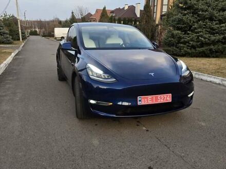 Тесла Model Y 2021 в Ровно на Automoto.ua Тесла Model Y, объемом двигателя 0 л и пробегом 28 тыс. км за 22000 $, фото 1 на Automoto.ua