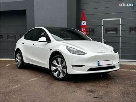 Тесла Model Y 2021 в Киеве на Automoto.ua Тесла Model Y, объемом двигателя 0 л и пробегом 48 тыс. км за 30600 $, фото 1 на Automoto.ua