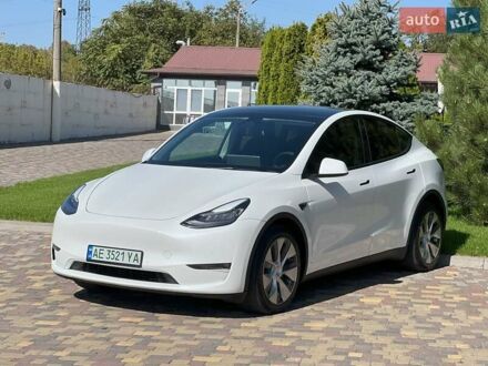 Тесла Model Y 2022 в Днепре (Днепропетровске) на Automoto.ua Тесла Model Y, объемом двигателя 0 л и пробегом 21 тыс. км за 25000 $, фото 1 на Automoto.ua