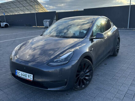 Тесла Model Y 2022 в Львове на Automoto.ua Тесла Model Y, объемом двигателя 0 л и пробегом 88 тыс. км за 26900 $, фото 1 на Automoto.ua