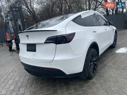 Тесла Model Y 2022 в Львове на Automoto.ua Тесла Model Y, объемом двигателя 0 л и пробегом 40 тыс. км за 13000 $, фото 1 на Automoto.ua