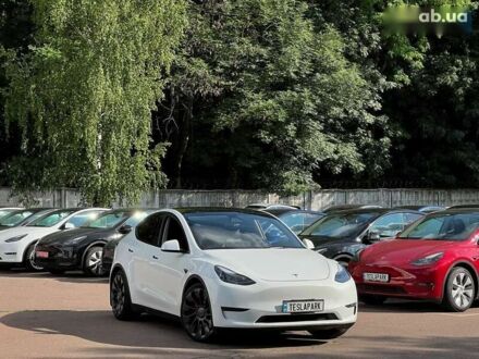 Тесла Model Y 2022 в Киеве на Automoto.ua Тесла Model Y, объемом двигателя 0 л и пробегом 28 тыс. км за 29999 $, фото 1 на Automoto.ua