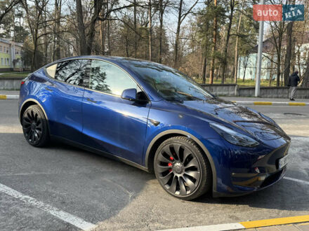 Тесла Model Y 2023 в Буче на Automoto.ua Тесла Model Y, объемом двигателя 0 л и пробегом 17 тыс. км за 28999 $, фото 1 на Automoto.ua