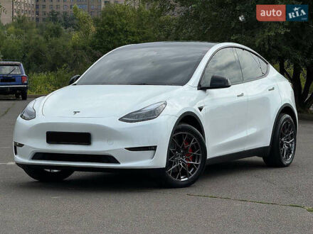 Тесла Model Y, объемом двигателя 0 л и пробегом 25 тыс. км за 28500 $, фото 1 на Automoto.ua