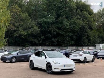 Тесла Model Y, объемом двигателя 0 л и пробегом 5 тыс. км за 36999 $, фото 1 на Automoto.ua