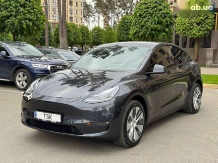 Тесла Model Y 2024 в Киеве на Automoto.ua Тесла Model Y, объемом двигателя 0 л и пробегом 10 тыс. км за 31500 $, фото 1 на Automoto.ua