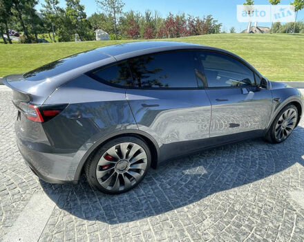 Серый Тесла Model Y, объемом двигателя 0 л и пробегом 15 тыс. км за 58999 $, фото 13 на Automoto.ua