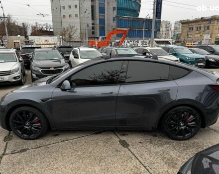 Серый Тесла Model Y, объемом двигателя 0 л и пробегом 98 тыс. км за 29490 $, фото 2 на Automoto.ua