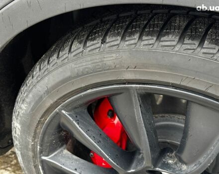 Серый Тесла Model Y, объемом двигателя 0 л и пробегом 98 тыс. км за 29490 $, фото 9 на Automoto.ua