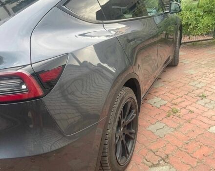 Серый Тесла Model Y, объемом двигателя 0 л и пробегом 81 тыс. км за 19200 $, фото 7 на Automoto.ua
