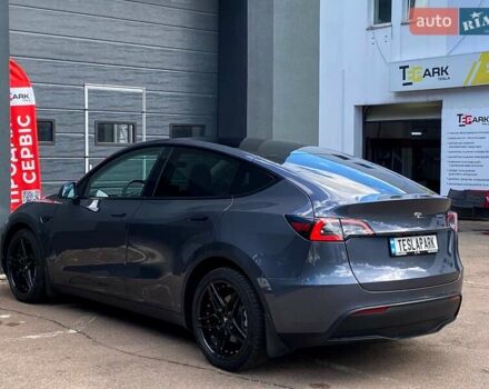 Серый Тесла Model Y, объемом двигателя 0 л и пробегом 123 тыс. км за 23999 $, фото 7 на Automoto.ua