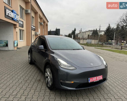 Серый Тесла Model Y, объемом двигателя 0 л и пробегом 170 тыс. км за 19500 $, фото 5 на Automoto.ua