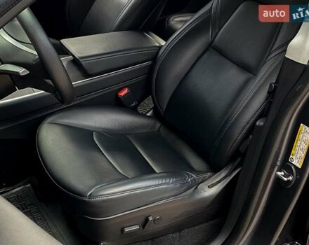 Серый Тесла Model Y, объемом двигателя 0 л и пробегом 123 тыс. км за 23999 $, фото 12 на Automoto.ua