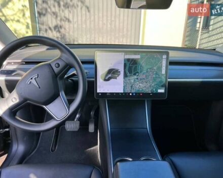 Тесла Model Y 2020 в Яворове на Automoto.ua Серый Тесла Model Y, объемом двигателя 0 л и пробегом 121 тыс. км за 22500 $, фото 6 на Automoto.ua