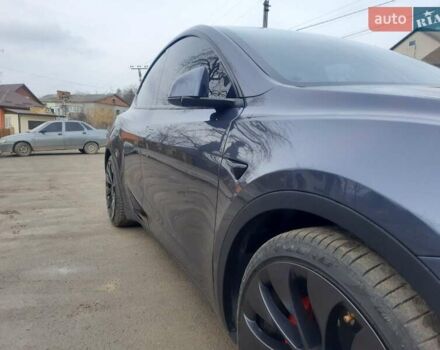 Серый Тесла Model Y, объемом двигателя 0 л и пробегом 48 тыс. км за 24900 $, фото 9 на Automoto.ua