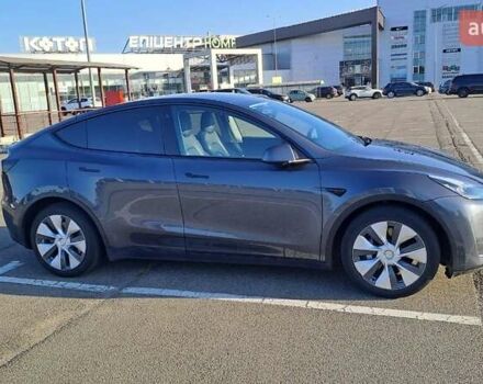 Серый Тесла Model Y, объемом двигателя 0 л и пробегом 114 тыс. км за 25500 $, фото 6 на Automoto.ua