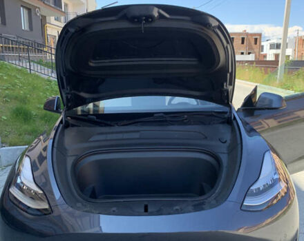 Серый Тесла Model Y, объемом двигателя 0 л и пробегом 136 тыс. км за 23000 $, фото 62 на Automoto.ua